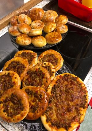 صورة لوصفة فطائر باللحم المثروم