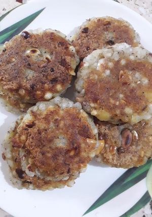 खस्ता आलू साबूदाना की टिक्की (Khasta Aloo Sabudana Ki Tikki Recipe In Hindi) रेसिपी मुख्य फोटो