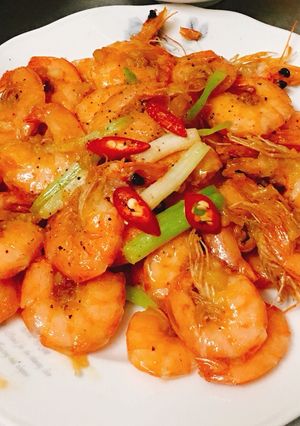 Hình của món Tôm rim mặn ngọt.