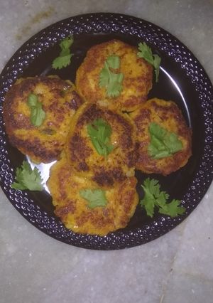 A picture of Masoor dal tikki.