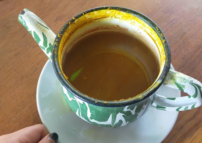 Cara Gampang Menyiapkan Jamu Kunir Asem yang Sempurna