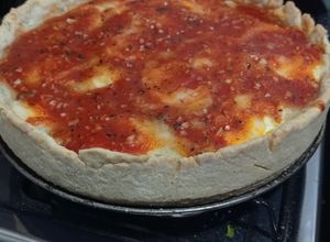 Una foto de Pastel de carne y espinacas con masa de base 🤗