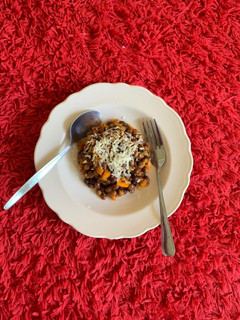 A picture of Black chana salsa chaat.
