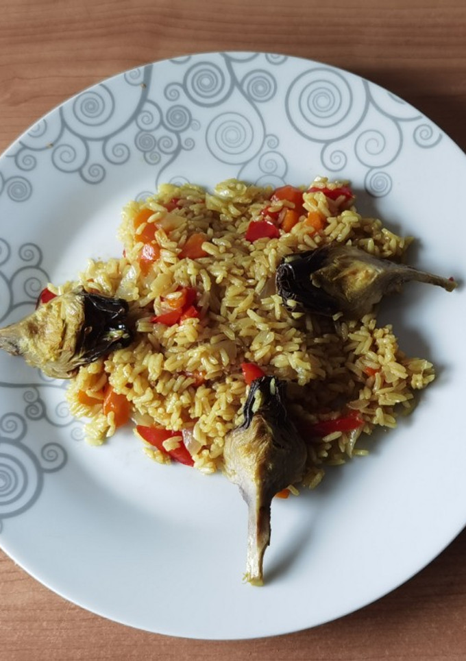 Una foto de Arroz con verduras en microondas