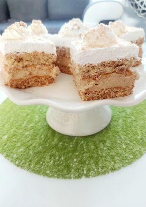 Gesztenyés-tejszínes kocka recept fotója