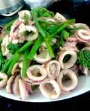 Mực Ống 🦑 Xào Ngọn Su Su