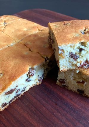 A picture of Boiled Sultana Cake.