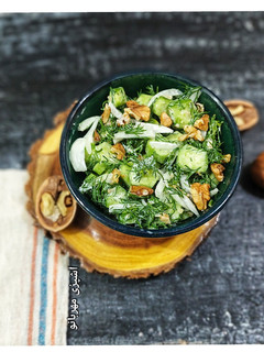 عکسی از دستور سالاد خیار و گردو
