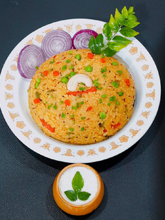 ઘઉં ના ફાડા નો ઉપમા (Broken Wheat Upma Recipe In Gujarati) રેસીપી મુખ્ય ફોટો