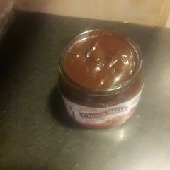 A picture of Dates chocolate syrup.