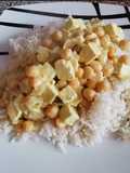 Caril de tofu e grão