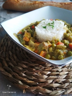 Una foto de Menestra de verduras con salsa al curry