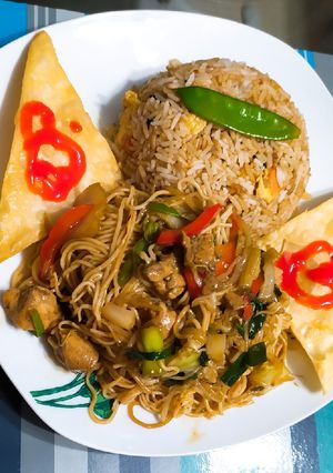 Una foto de Combinado - Chifa 🍜