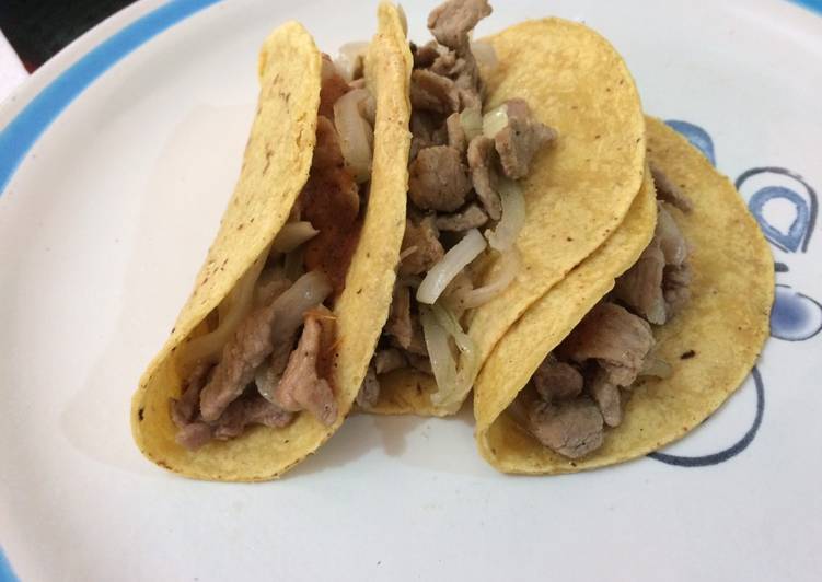 Milanesa encebollada