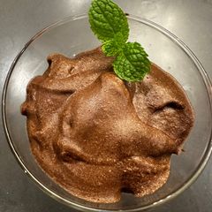A picture of Best Ever Chocolate Mousse - Wowwweeeeeeee Yum.