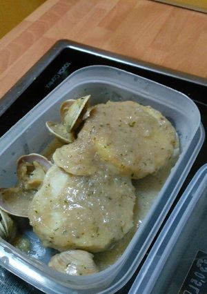 Una foto de Merluza en salsa verde