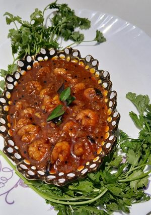 A picture of Prawns Masala Curry.