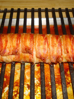 Una foto de ASADO DE MOLDE DE CARNE ENVUELTO EN TOCINO. JON STYLE