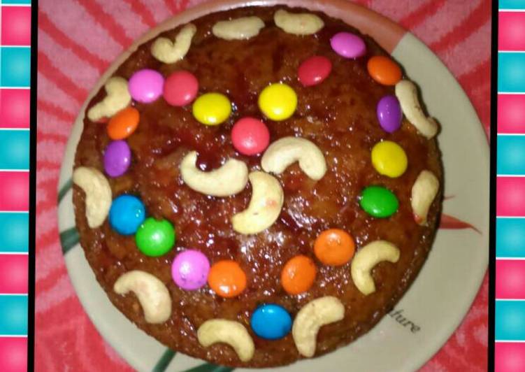 Eggless nut &amp; fruit cake