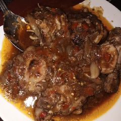 A picture of Daddawa chicken pappersoup.