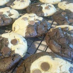 A picture of Soft Baked Peanut Butter - Chocolate Swirl Cookies.