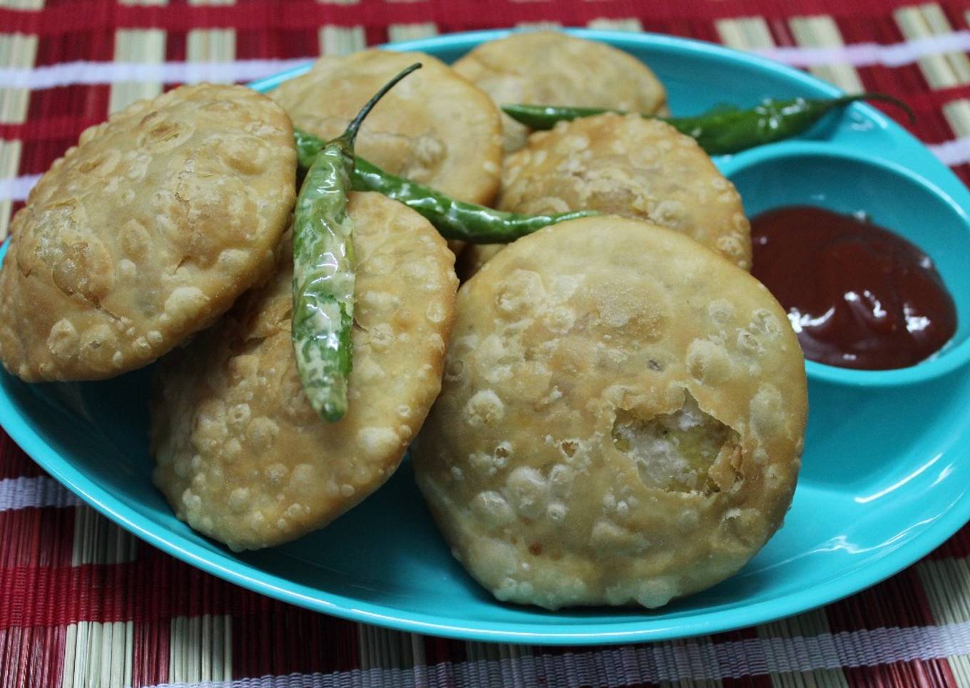 Moong Dal Khachori