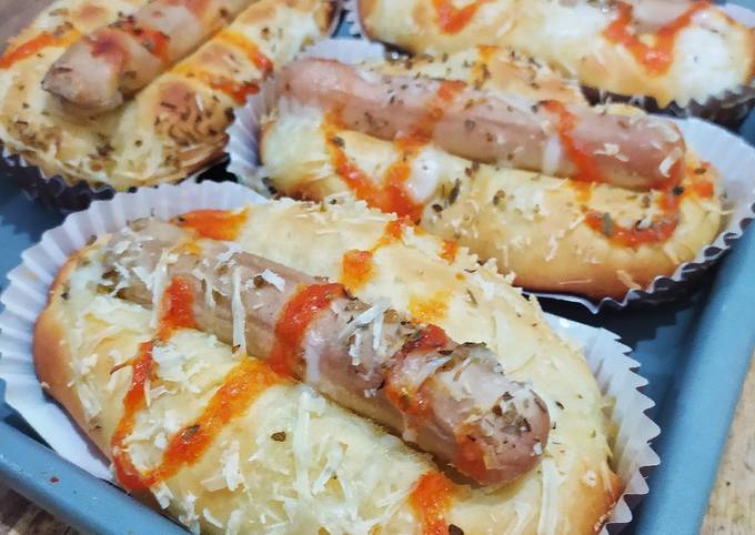 Roti Sosis/Sausage Buns