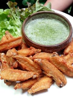 รูปของ ปีกไก่ทอดเกลือ