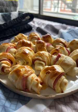 Una foto de Arrolladitos de Jamón y Queso