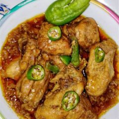 A picture of Chicken karahi.