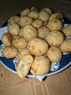Una foto de Pan de queso fácil