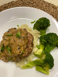 Foto resep Diet Hamburger steak with mushroom gravy (western)