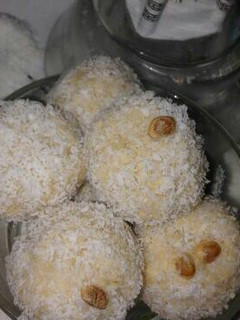 पेठा रोल (Petha roll recipe in hindi) रेसिपी मुख्य फोटो