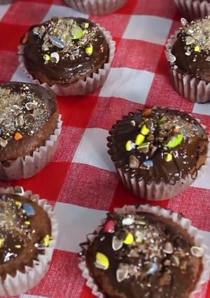 Una foto de Magdalenas de chocolate con lacasitos