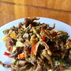 Tumis usus ayam daun jeruk রেসিপির প্রধান ছবি