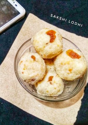 A picture of Suji Laddoo.