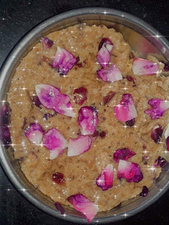 રોઝ મલાઈ મેસુબ પાક (Rose Malai Mesub Paak Recipe In Gujarati) રેસીપી મુખ્ય ફોટો