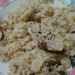 A picture of Hilsa pulao.