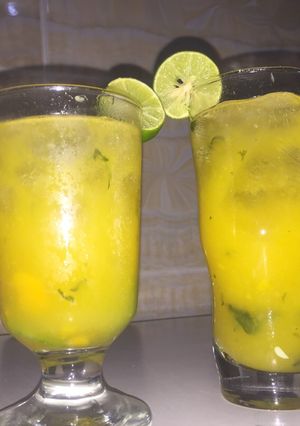 A picture of Mango mojito.