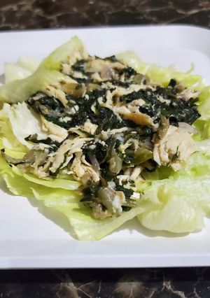Una foto de Pollo desmechado con crema de queso vegano
