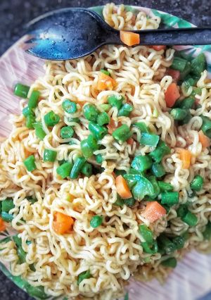 A picture of Veg Noodles.