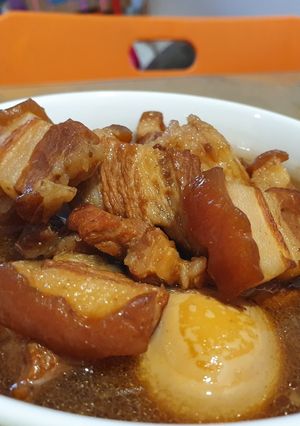 Hình của món Thịt kho tàu.