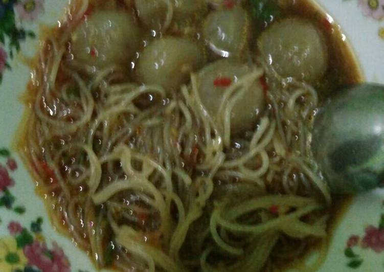 Cara Gampang Menyiapkan Cilok ayam kuah yang Bikin Ngiler