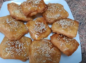 Foto principal de Rghayef con miel para fiestas del eid