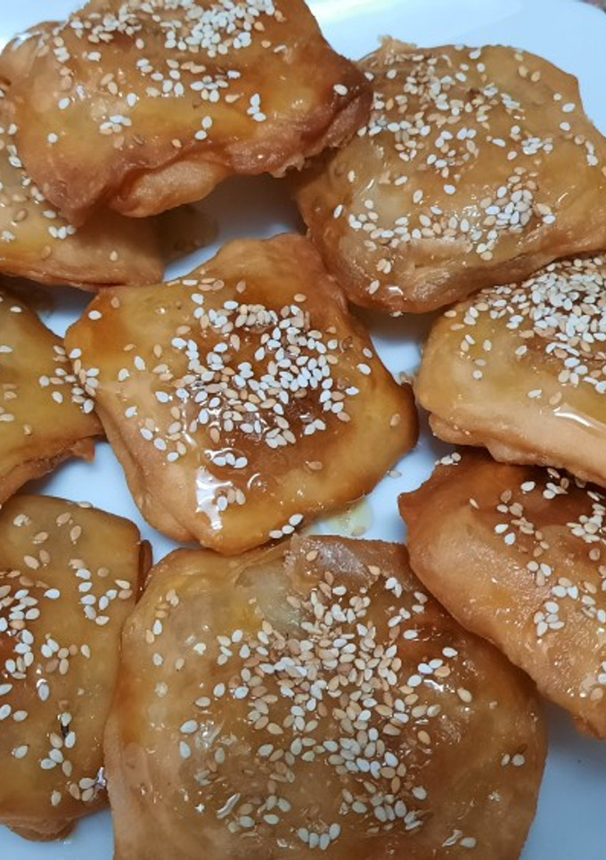 Una foto de Rghayef con miel para fiestas del eid