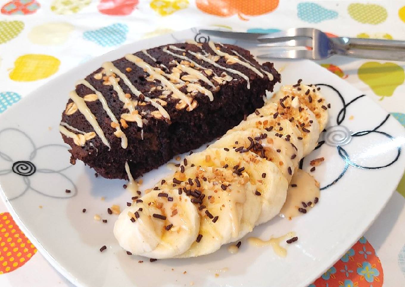 Mug cake de avena y chocolate completo
