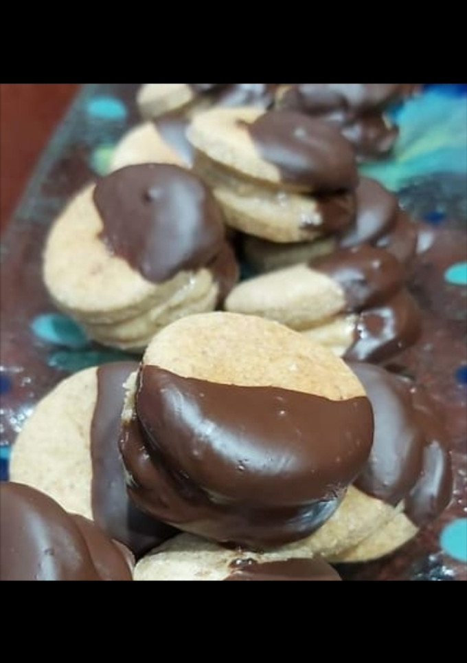 Una foto de Mini Alfajorcitos saludables
