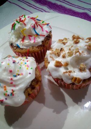 Una foto de Muffins de manzana con canela