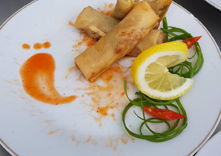 Fried chinnese spring roll
