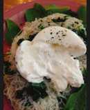 Ζυμαρικά ή noodles που περίσσεψαν με τυρί burrata & φρέσκο σπανάκι (baby spinach) ✨στα γρήγορα✨